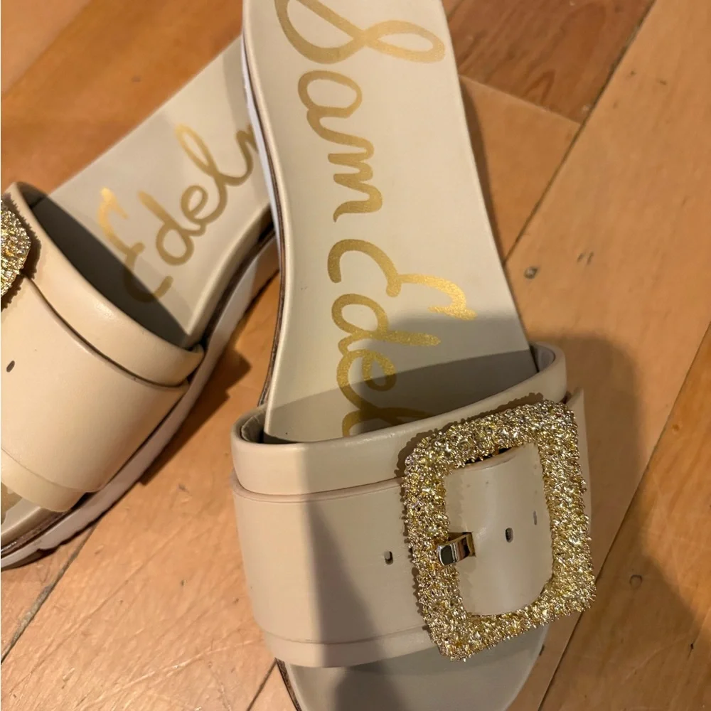 Sam Edelman Cream Sandals with Gold Buckle - Picture 2 of 3